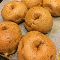 まいうぅ's cooksnap of when they made 全粒粉チーズ☆トマトジュースベーグル.