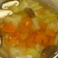 rovily's cooksnap of when they made 白菜とトマトのスープ.