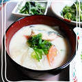 ＴＯＭＯＷＡＴ's cooksnap of when they made 我が家の塩鮭の粕汁☆味噌風味☆.
