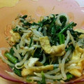 クック9LZRYM☆'s cooksnap of when they made あと一品☆春菊ともやしのツナ胡麻和え.
