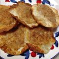 ほのんこまま's cooksnap of when they made 餃子の皮で可愛いおばけサモサ.