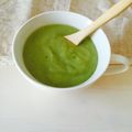 komugiko4's cooksnap of when they made ブロッコリーの茎でスープ♪.