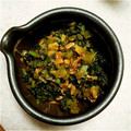 Riamme's cooksnap of when they made カブの葉と生姜のごま油炒め（ご飯のせ）.
