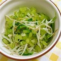 しゃんはるる's cooksnap of when they made セロリの葉ともやしの超簡単タイ風炒め.