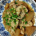 cychan☆'s cooksnap of when they made ころころ大根と薄切り豚ばら肉のこってり煮.