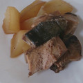あぷりこっと♪♪'s cooksnap of when they made 凄く簡単にぶりのあらでぶり大根.
