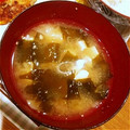 eiyoushi's cooksnap of when they made 豆腐とわかめとネギの味噌汁.