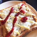 ジオ★'s cooksnap of when they made 納豆チーズトースト.
