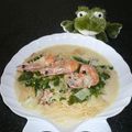 rubykermit's cooksnap of when they made エビと白菜の豆乳スープパスタ.