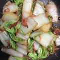☆たな☆'s cooksnap of when they made お弁当に★白菜と桜エビのニンニク醤油炒め.