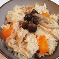 R♡Y's cooksnap of when they made 美味しい☆きのこの炊き込みご飯.