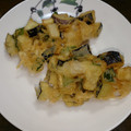 あやぽよまん's cooksnap of when they made 茄子と蓮根と大葉のかき揚げ.