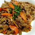akko。's cooksnap of when they made 牛肉と長ねぎとごぼうの甘辛生姜の炒め煮.