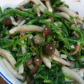 ★＊Yuka＊★'s cooksnap of when they made 秋味☆シメジとほうれん草のおひたし.