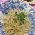 めぐまろろ's cooksnap of when they made レンジでチ～ン！もやしのバターしょうゆ.