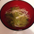 とっとこねこ's cooksnap of when they made レタスとえのきの鶏がらスープ.
