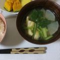 myNameisP's cooksnap of when they made 初心者さんの蕪の味噌汁〜(o˘◡˘o)♡.