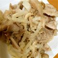 korenchisa's cooksnap of when they made 「浅漬けの素」を使った洋食屋ポークソテー.