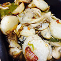 miwaring38's cooksnap of when they made 牡蠣と里芋のアヒージョ.