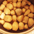tomoko1006's cooksnap of when they made 京えび芋(里芋）と厚揚げのかんたん煮物.
