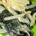 す1222's cooksnap of when they made 速攻☆もやしとわかめのマヨ♪.