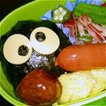 2児ママみきてぃ's cooksnap of when they made 簡単☆キャラ弁 まっくろくろすけ.