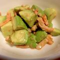 トクライ's cooksnap of when they made アボカドとイカの塩辛炒め.