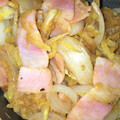 す1222's cooksnap of when they made 玉ねぎと人参とベーコンのカレー炒め.