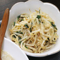pasan's cooksnap of when they made 簡単もやしとニラのナンプラーマヨ炒め.