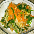 お刺身定食's cooksnap of when they made あと1品に、モヤシとほうれん草のナムル.