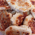 ちこつぁん's cooksnap of when they made 里芋の煮物リメイク！もちもち里芋餅.