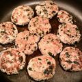 tomoka0314's cooksnap of when they made クセになりそう♪パクチーつくねバーグ.