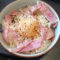 とろけい's cooksnap of when they made ベーコン+チーズのたまごかけごはん.