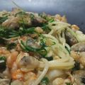まぇち's cooksnap of when they made 水菜の消費に！シーフードと水菜のパスタ♪.