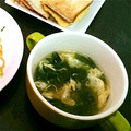 2児ママみきてぃ's cooksnap of when they made わかめと玉子の中華スープ.