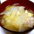 あち子♪'s cooksnap of when they made 簡単☆白菜と鶏肉団子のスープ.