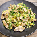 ShOkOtArO✰'s cooksnap of when they made 簡単！豚こまもやし豆苗と卵の中華炒め.