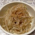 0きよみん0's cooksnap of when they made 韓国風牛肉ダシで本格もやしナムル♪.