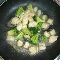 307号室's cooksnap of when they made ✿貝柱とブロッコリーのにんにく醤油炒め.