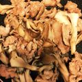 ちぃ333's cooksnap of when they made 豚肉としめじのパパッと塩炒め.