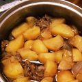 ぶりだいこんさん's cooksnap of when they made 簡単♪美味しい♪豚肉で作る肉じゃが.