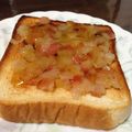 コロすけ☆'s cooksnap of when they made ＊りんごの甘煮のせ＊トースト＊.