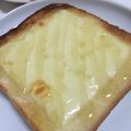 ☆sinnkuro★'s cooksnap of when they made はちみつチーズトースト♪朝食の定番.