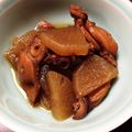コモろん's cooksnap of when they made 味染み大根とやわらか蛸の煮物.