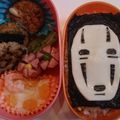 くんくんひとみ's cooksnap of when they made キャラ弁★千と千尋簡単カオナシ★のり弁.