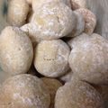 SallyW's cooksnap of when they made ☆さくさくホロホロスノーボールX'mas.