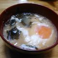 単！！'s cooksnap of when they made １人分レシピ！卵とキャベツのみそ汁.