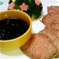 とまと坊主's cooksnap of when they made 簡単☆玉ねぎソースのローストビーフ.