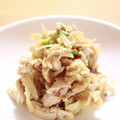 たわわ17's cooksnap of when they made つまみ★ササミと玉ねぎの梅ワサビ醤油和え.
