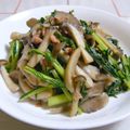 nasubeam's cooksnap of when they made 水菜とキノコのちゃちゃっとソテー.